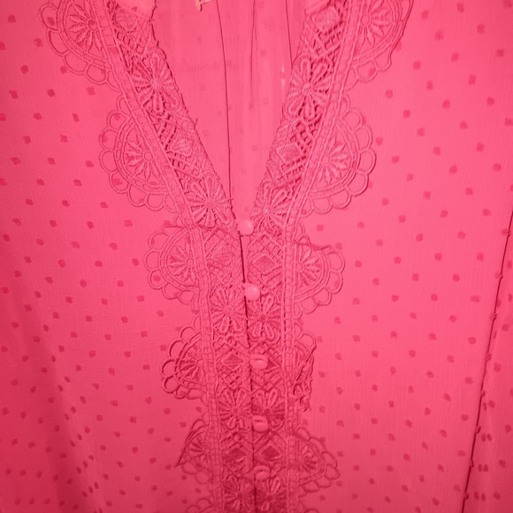 Torrid Hot Pink Floral Lace Blouse - Picture 3 of 6